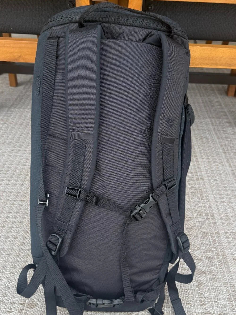 Mountain Hardwear Multi Pitch 30L Unisex Backpack Utility Outdoor Hiking New